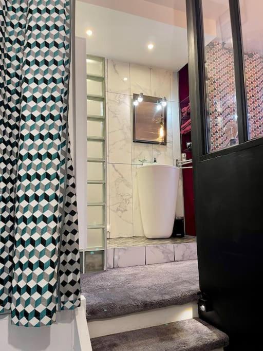 Duplex Hyper-Centre Avec Sa Cour Privee Apartment อองเชร์ ภายนอก รูปภาพ